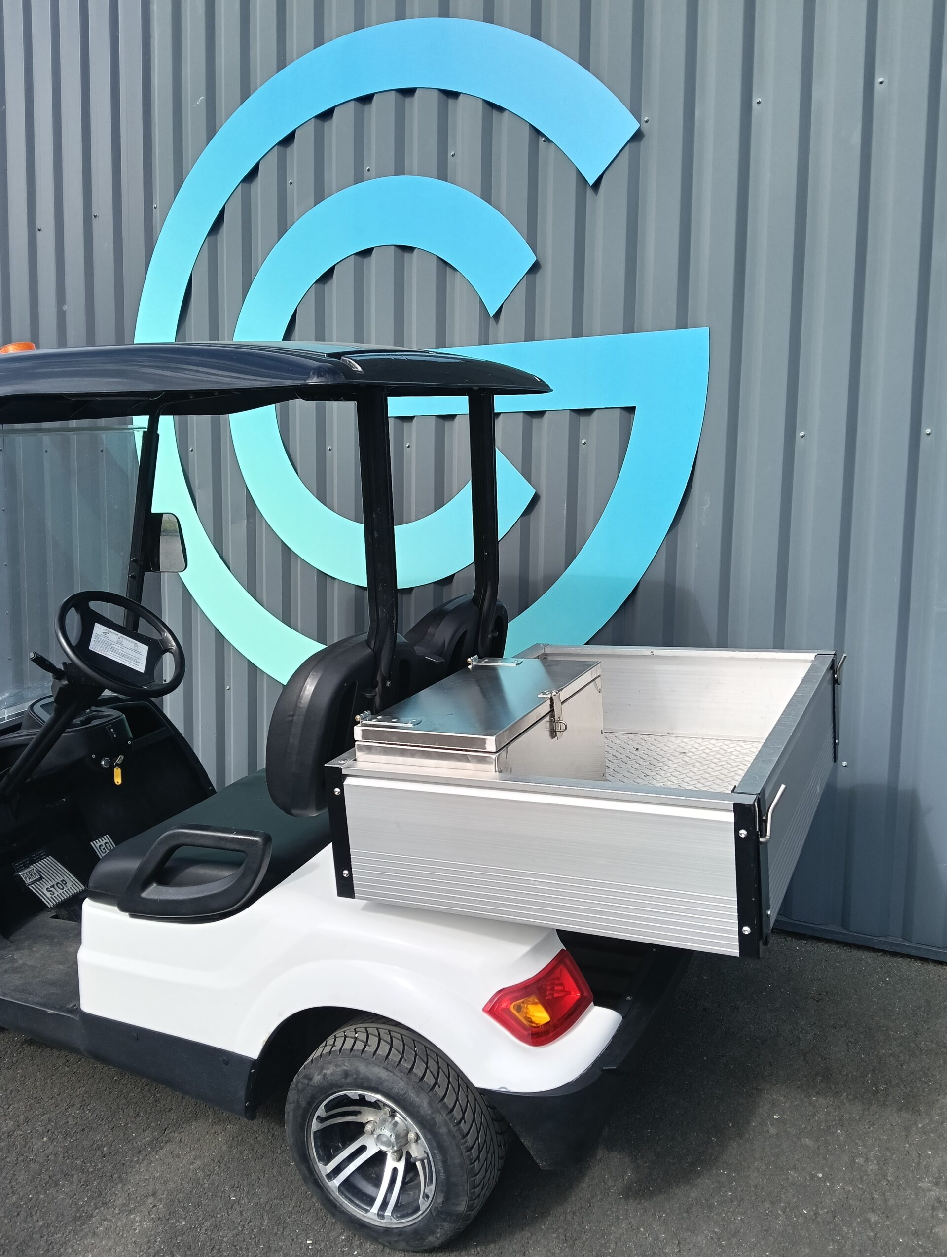 Waterproof Aluminum Toolbox for Golf Cart Cargo Beds, 23.6 x 11.8 x 11.8 in – view 3
